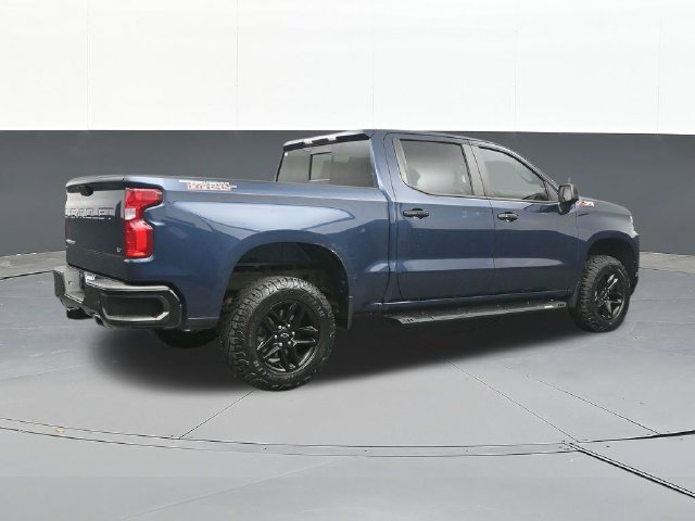 Used 2020 Chevrolet Silverado 1500 LT Trail Boss AWD/4WD image 16