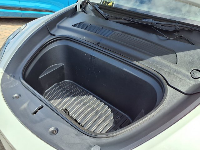 Used 2021 Tesla Model Y Long Range AWD/4WD image 9