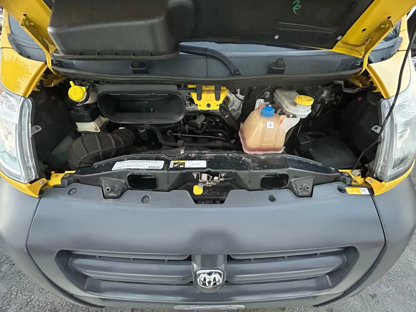 Used 2018 RAM ProMaster 3500 w/ Interior Convenience Group image 19