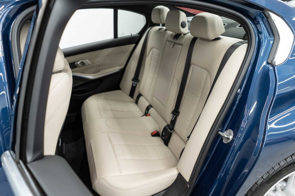 Used 2023 BMW 330e xDrive w/ Premium Package image 33