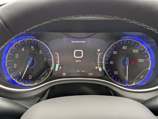 New 2026 Chrysler Voyager LX FWD image 27
