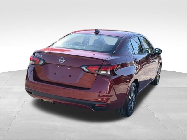 Used 2025 Nissan Versa SV FWD image 5