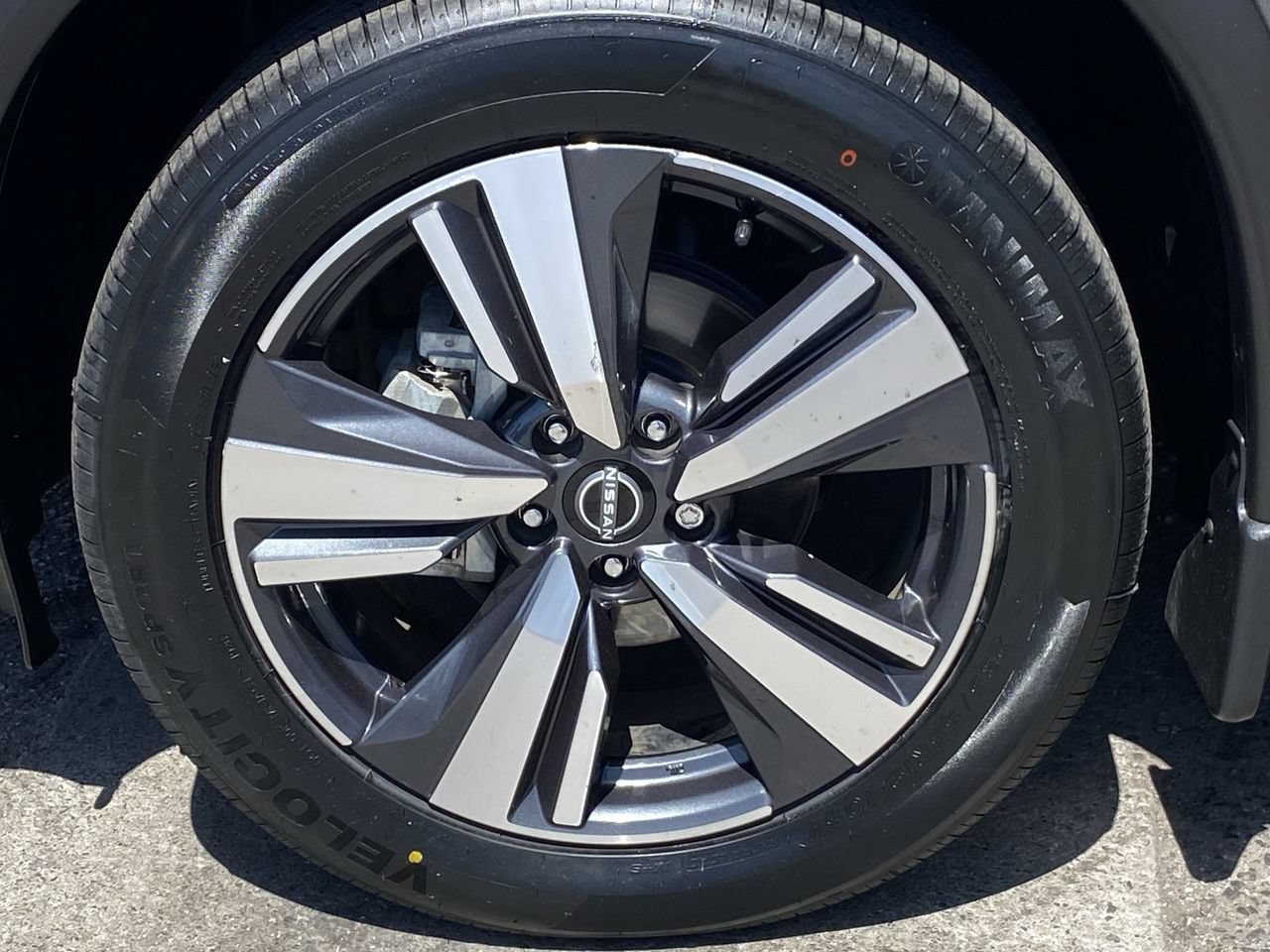Certified 2023 Nissan Rogue SL FWD image 8