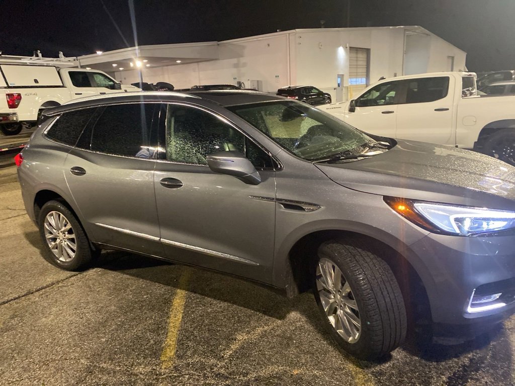 Used 2019 Buick Enclave Premium w/ Experience Buick Package image 2
