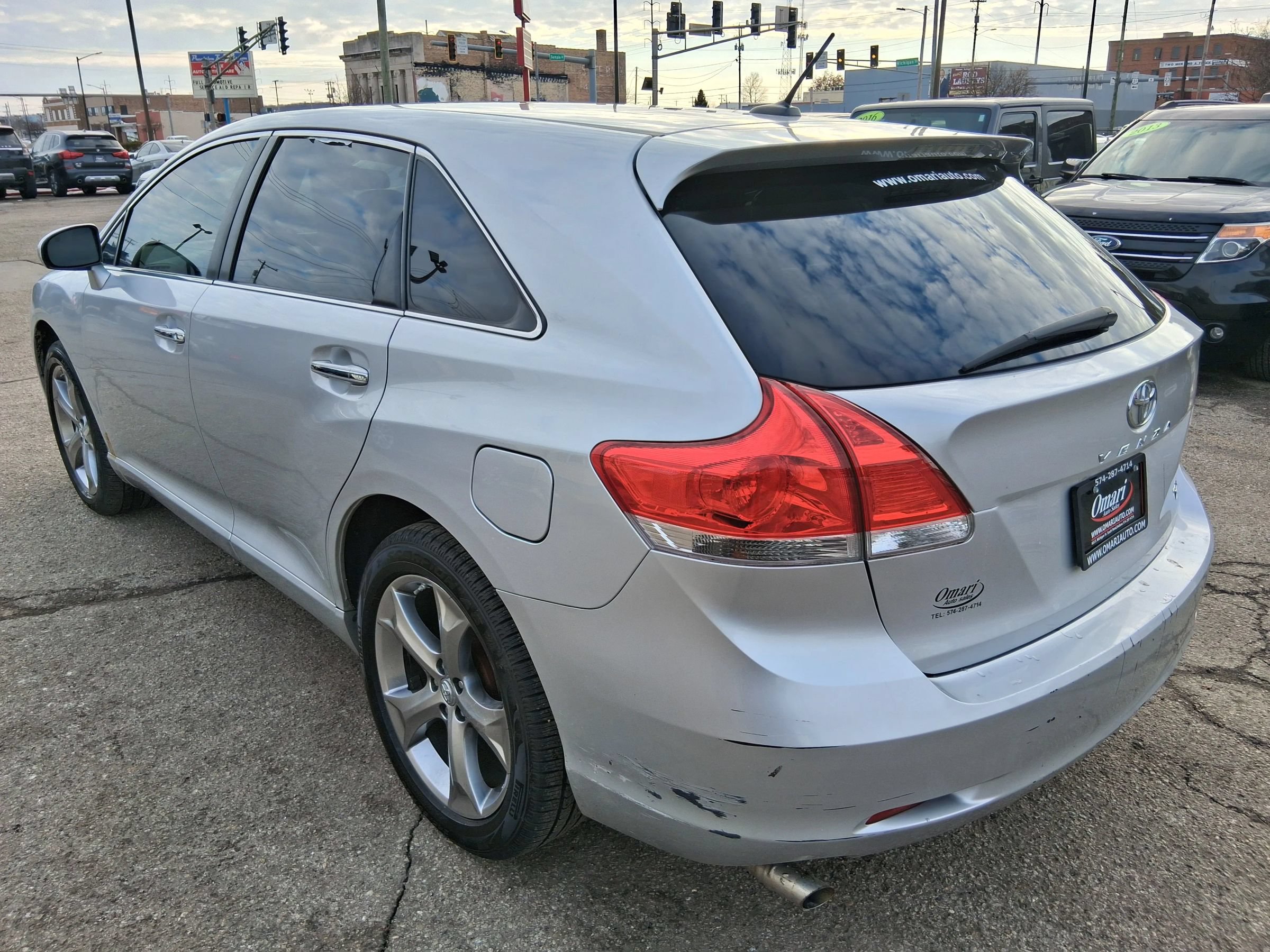 Used 2012 Toyota Venza XLE FWD image 6