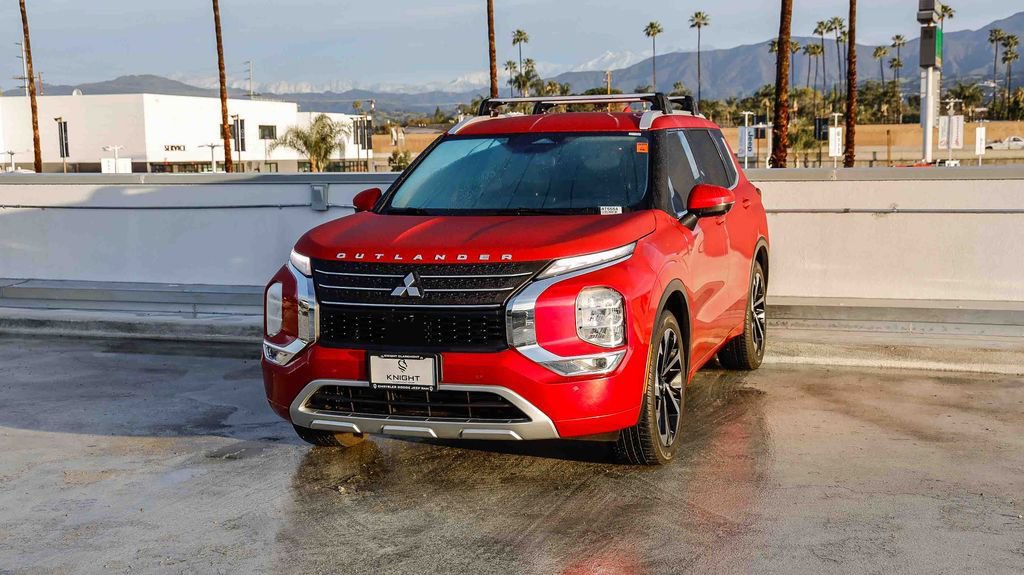 Used 2024 Mitsubishi Outlander SEL image 4