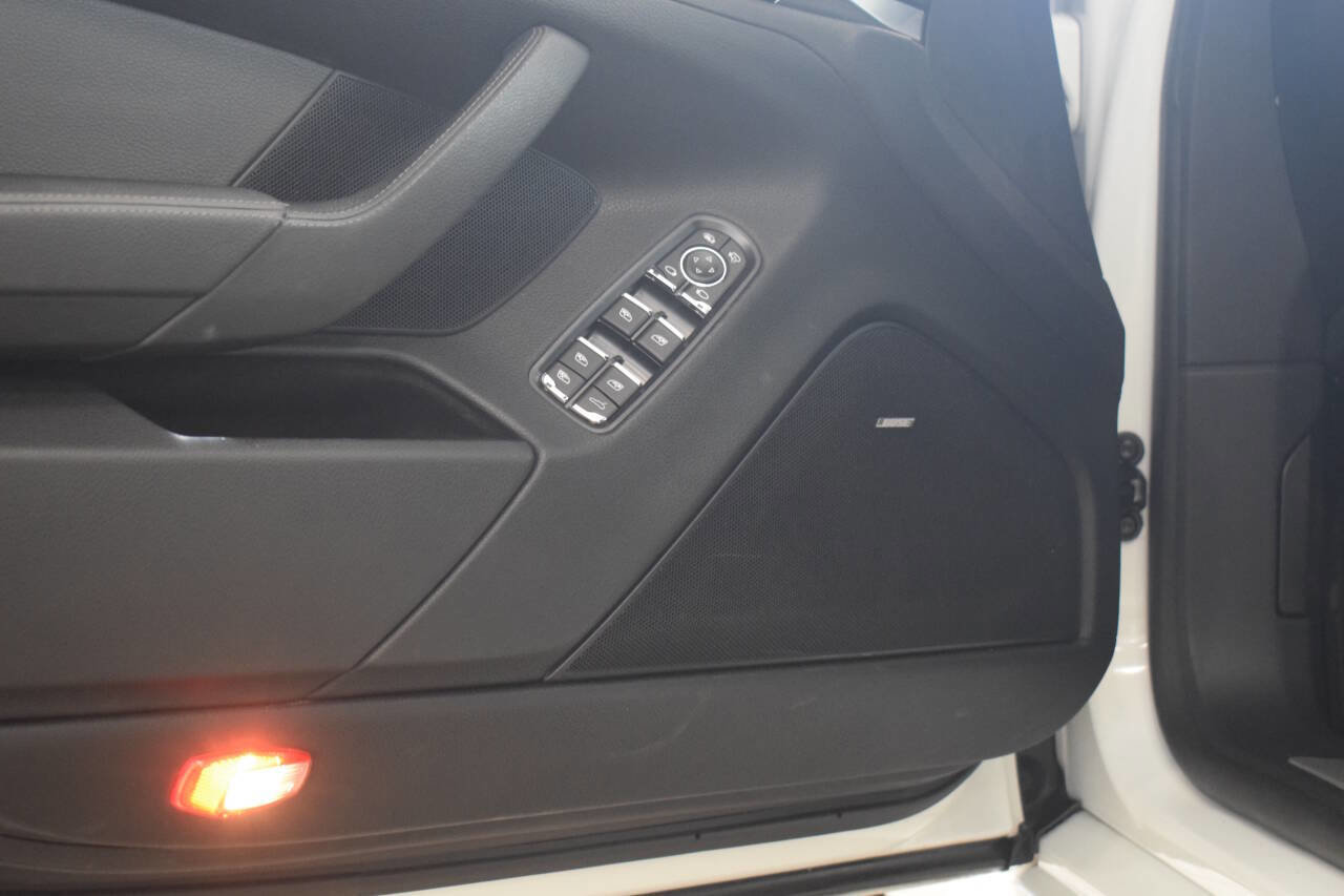 Used 2014 Porsche Panamera 4 image 36