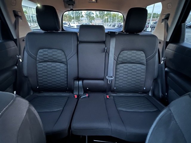 Certified 2023 Nissan Pathfinder SV w/ Black Appearance Package image 26