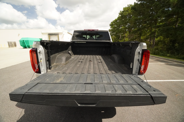 Used 2022 GMC Sierra 3500 SLT w/ SLT Premium Package AWD/4WD image 11