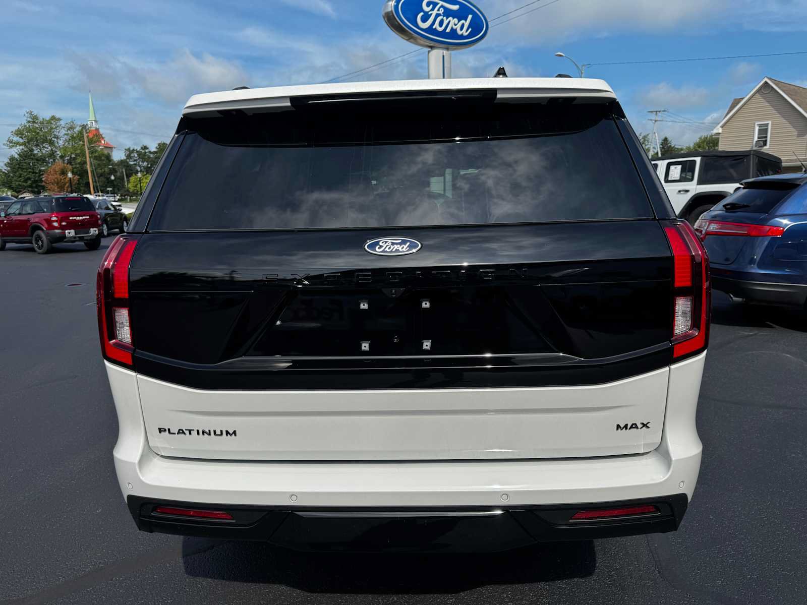 New 2027 Ford Expedition Max Platinum w/ Stealth Performance Package AWD/4WD image 9