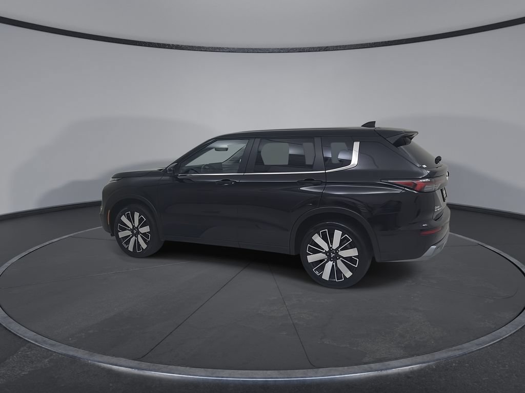 Used 2025 Mitsubishi Outlander SE FWD image 10