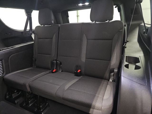 Used 2025 Chevrolet Suburban LS image 22