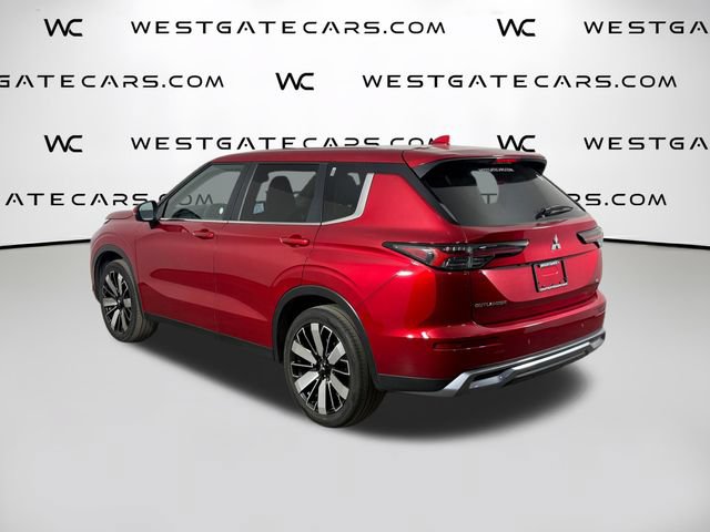 Used 2025 Mitsubishi Outlander AWD image 47