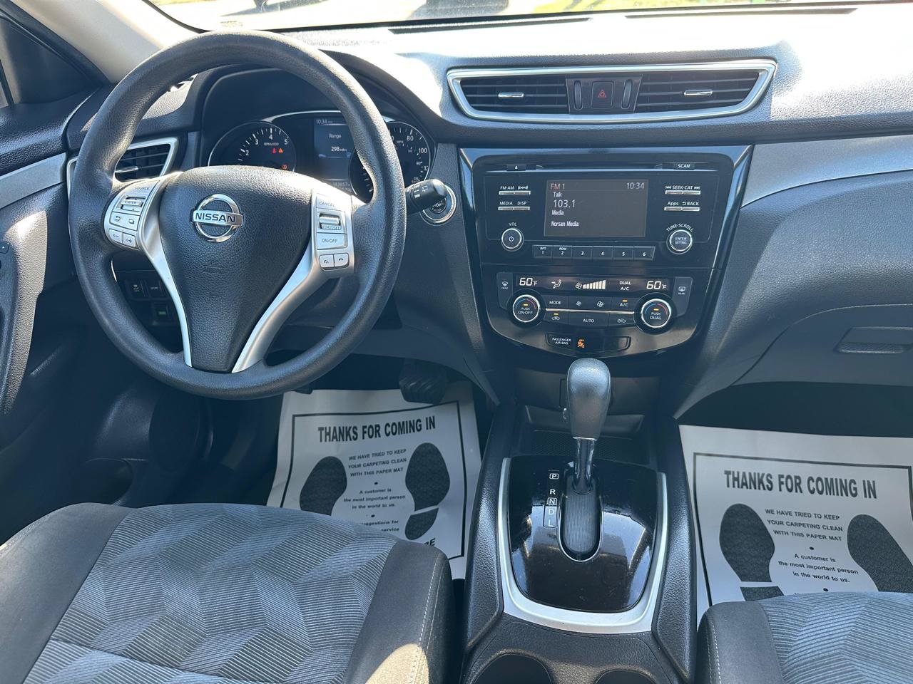 Used 2016 Nissan Rogue SV FWD image 7