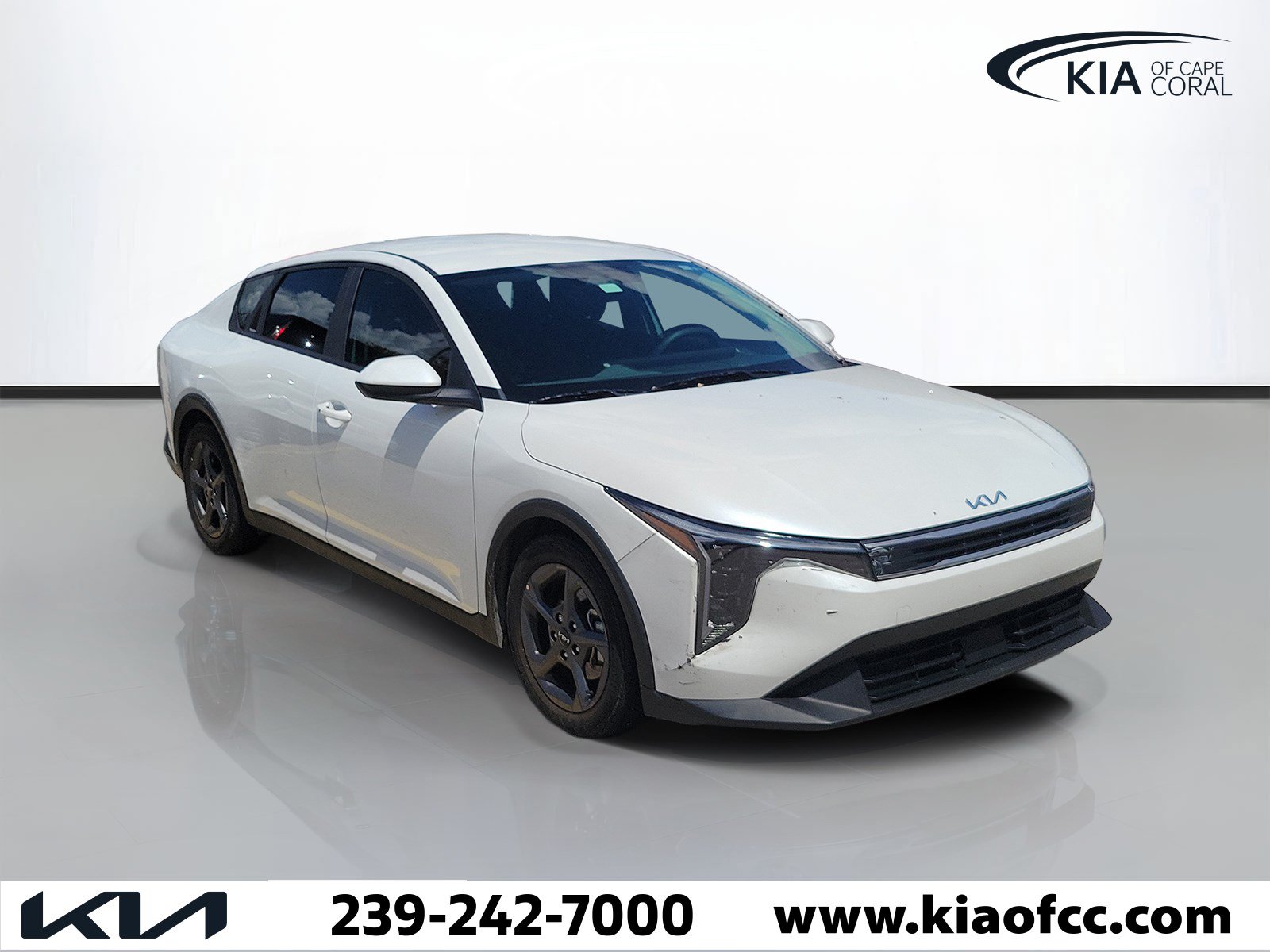 Certified 2025 Kia K4 FWD image 1