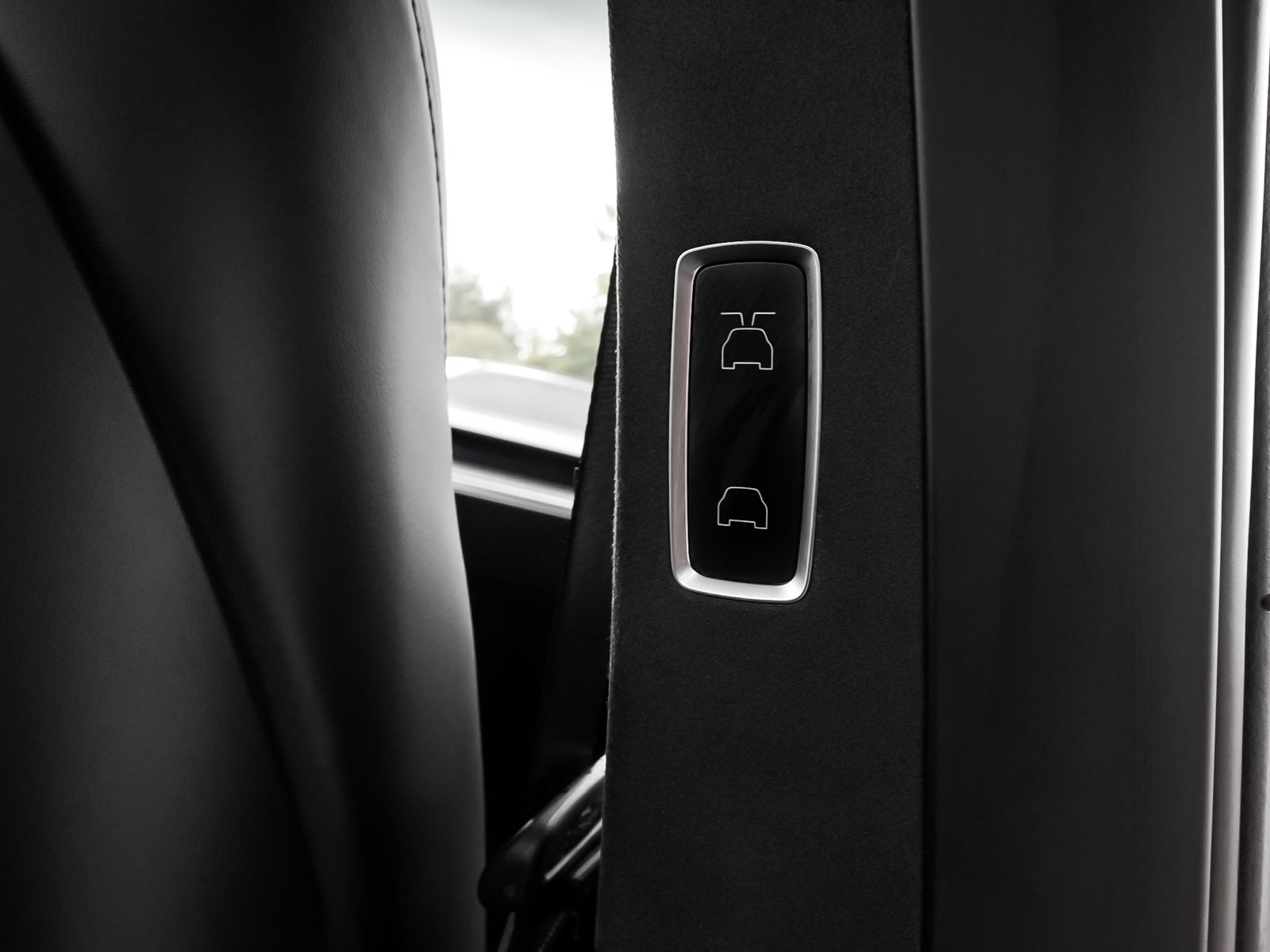 Used 2023 Tesla Model X AWD/4WD image 38