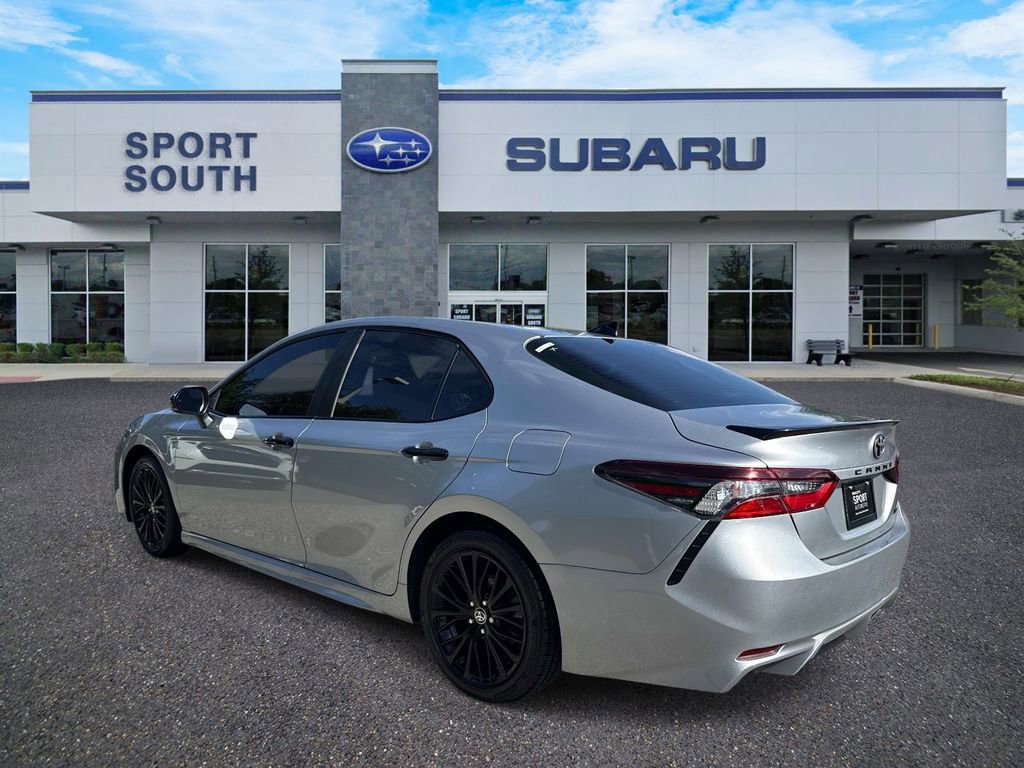 Used 2021 Toyota Camry SE w/ Convenience Package FWD image 5