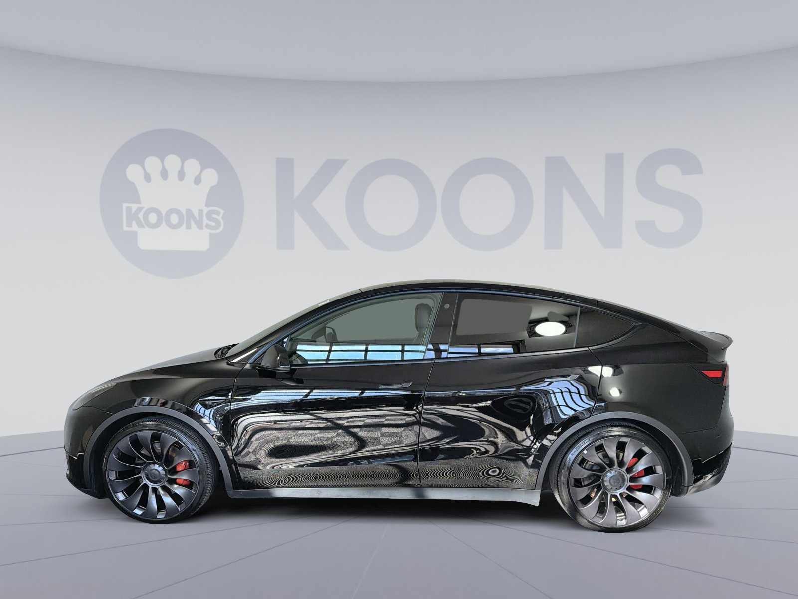 Used 2023 Tesla Model Y Performance image 2