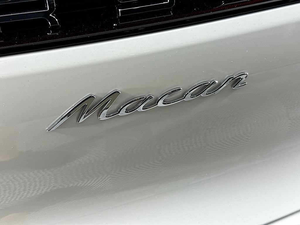 New 2026 Porsche Macan AWD/4WD image 34