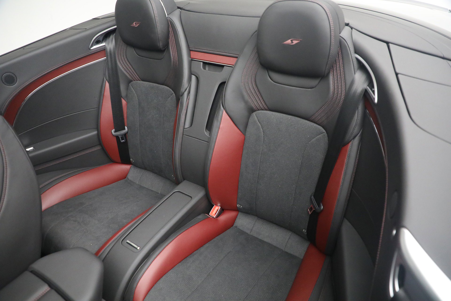 Certified 2023 Bentley Continental GT V8 image 37