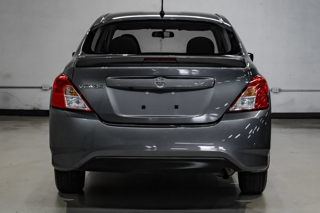 Used 2019 Nissan Versa S Plus FWD image 10