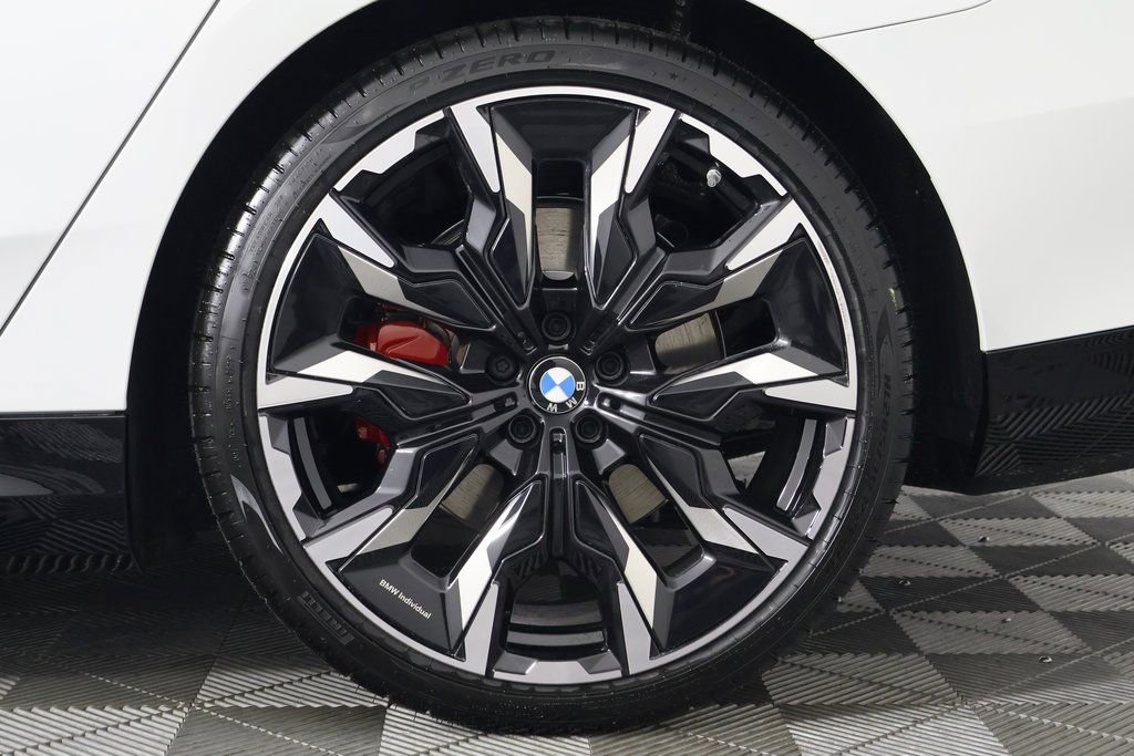 New 2026 BMW i5 eDrive40 w/ M Sport Package image 10