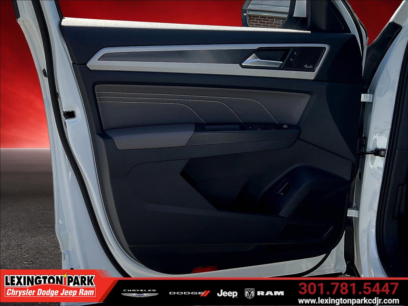 Used 2023 Volkswagen Atlas SEL Premium AWD/4WD image 19