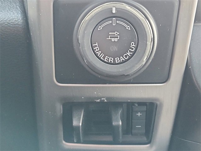 Used 2016 Ford F150 Platinum w/ Equipment Group 701A Luxury image 30