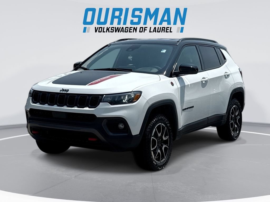 Used 2025 Jeep Compass Trailhawk