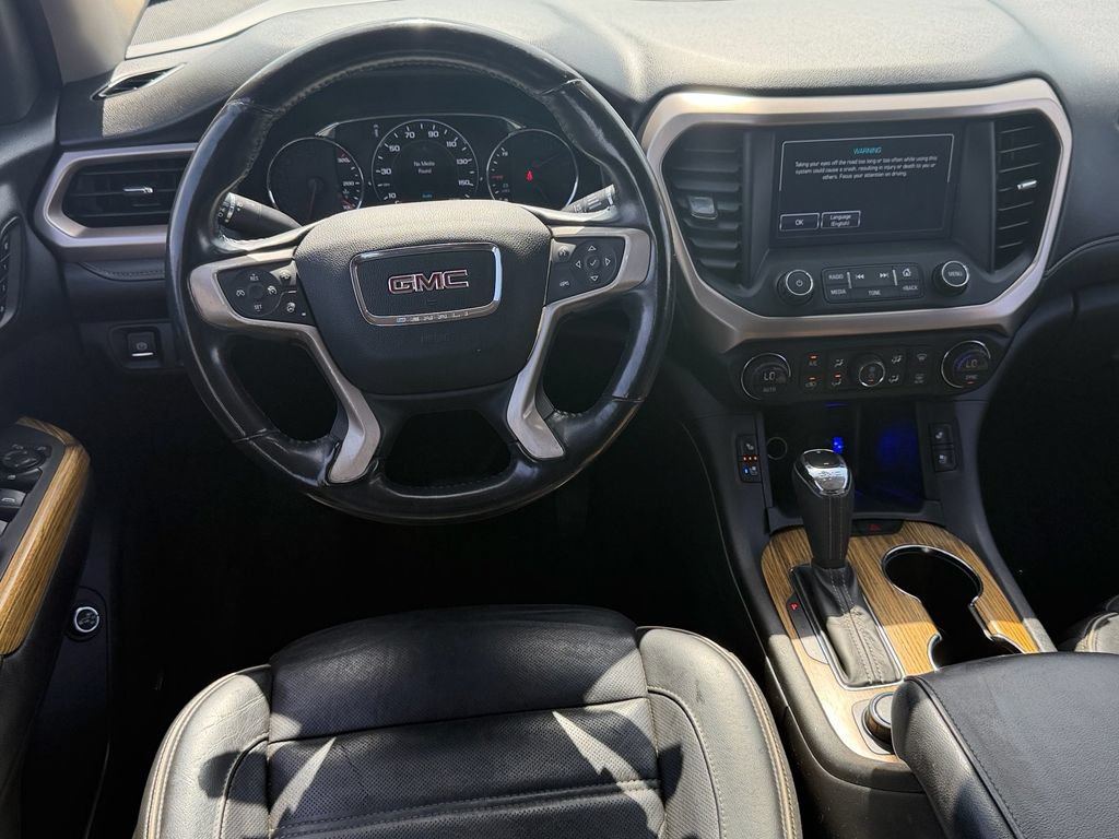 Used 2018 GMC Acadia Denali w/ Technology Package AWD/4WD image 13