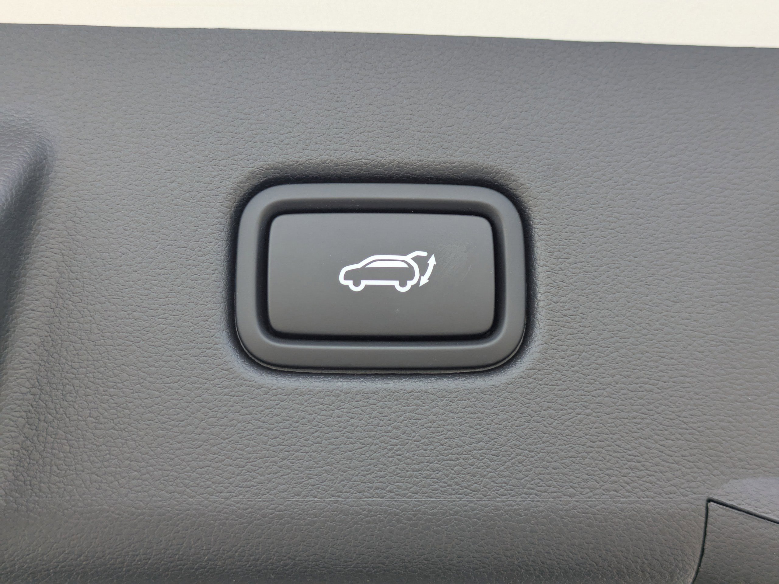 New 2025 Hyundai Tucson Limited FWD image 14