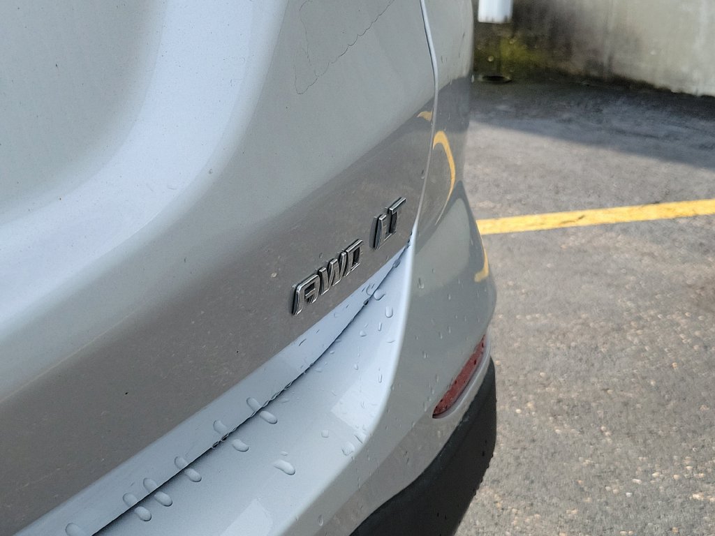 Used 2022 Chevrolet Equinox LT AWD/4WD image 10