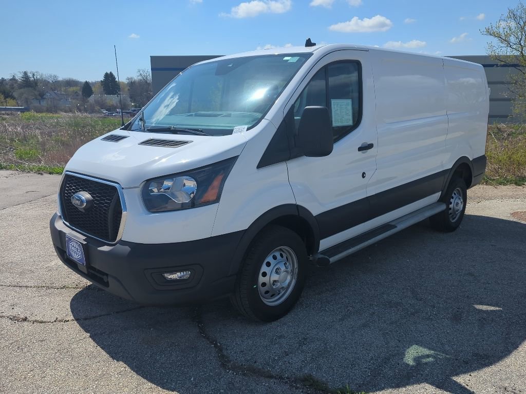 Used 2023 Ford Transit 250 Low Roof AWD w/ Exterior Upgrade Package image 5