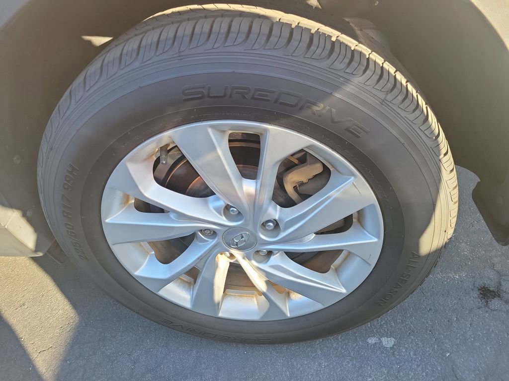 Used 2020 Hyundai Tucson SE FWD image 16