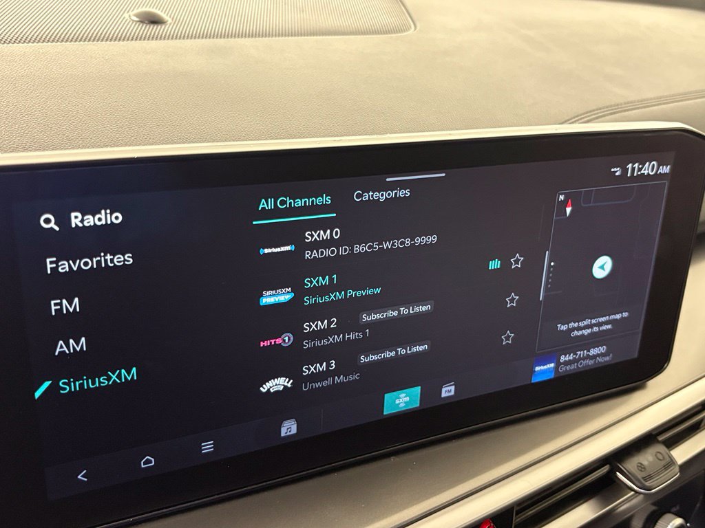Used 2025 Kia Sorento S w/ Panoramic Sunroof Package FWD image 25