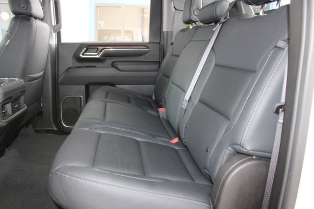 Used 2024 Chevrolet Silverado 2500 LT image 22