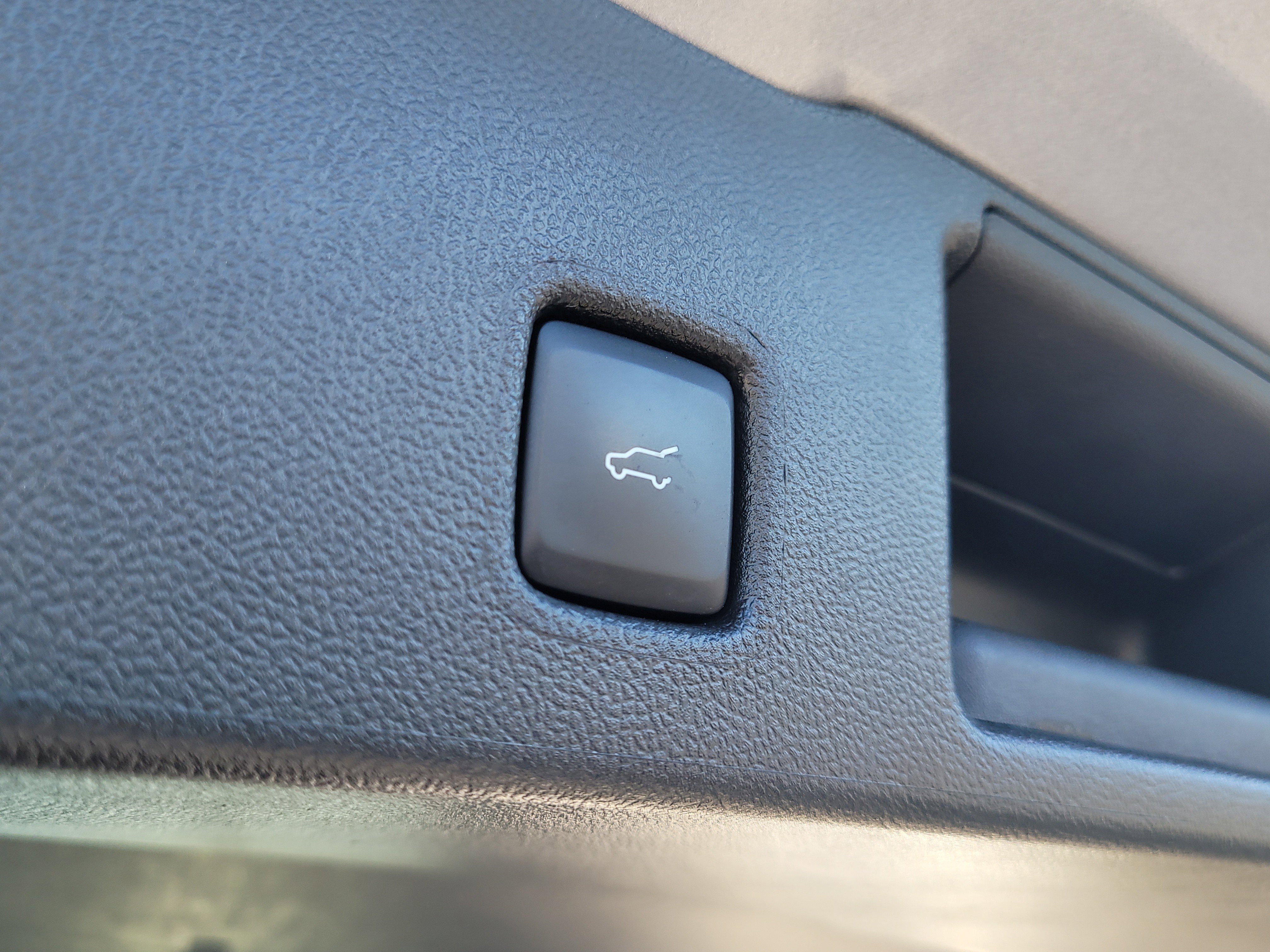 Used 2024 Ford Escape Active image 12