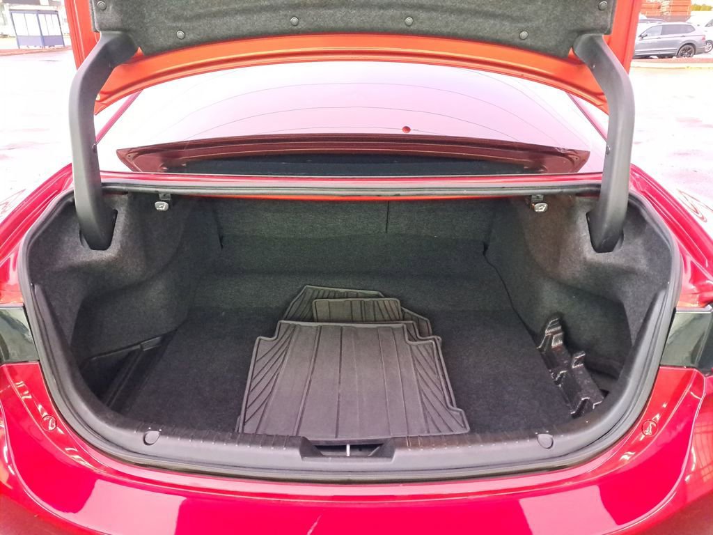 Used 2018 MAZDA MAZDA6 Sport image 27