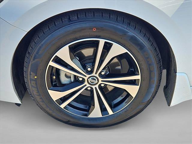 Used 2022 Nissan Sentra SV w/ All-Weather Package FWD image 28