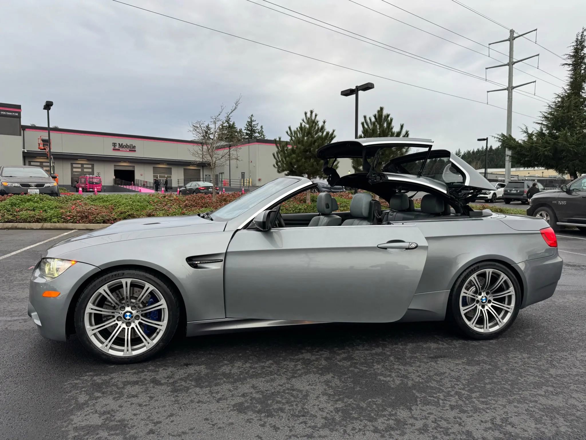 Used 2009 BMW M3 Convertible image 6