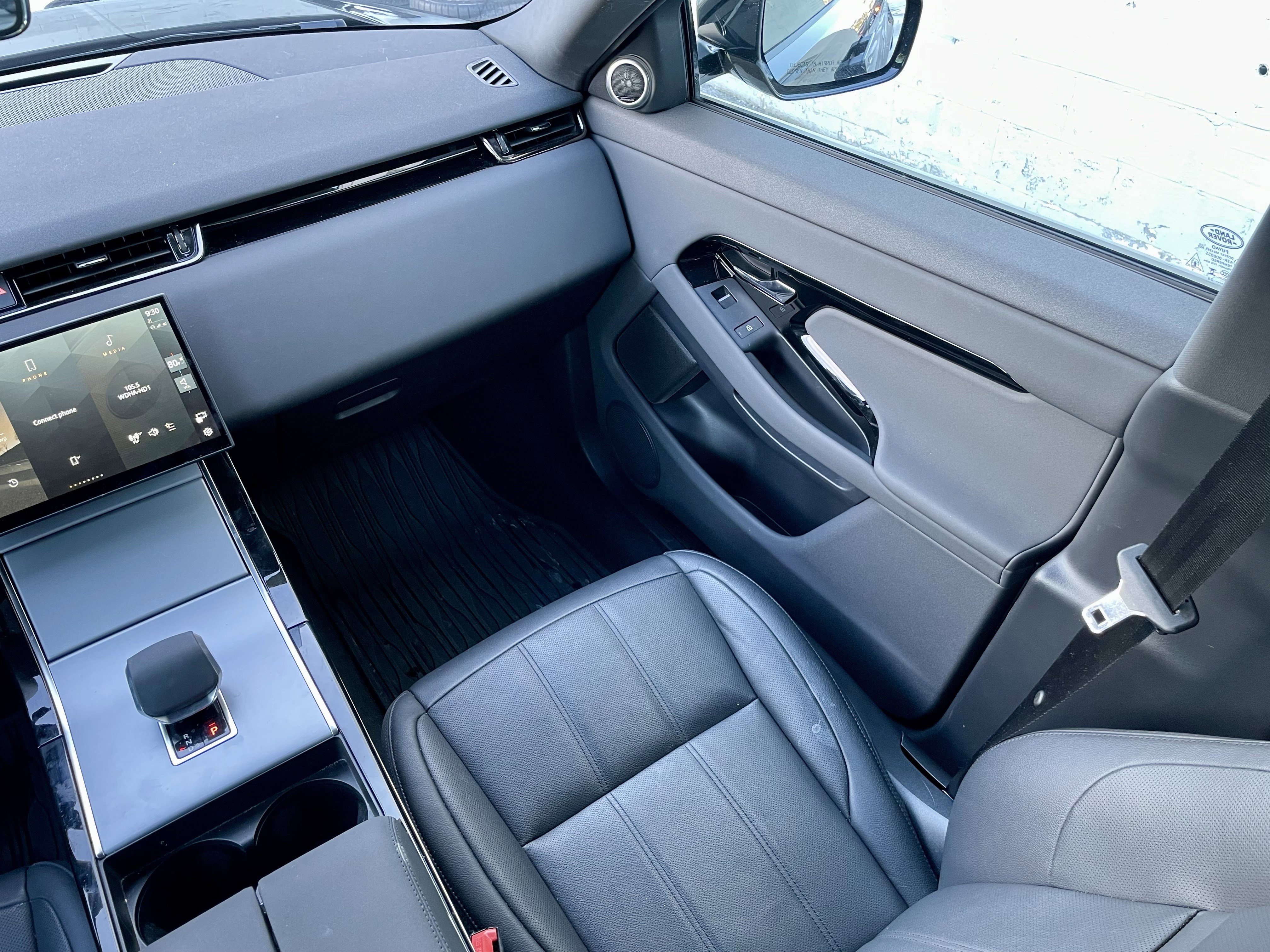 Certified 2025 Land Rover Range Rover Evoque S image 18