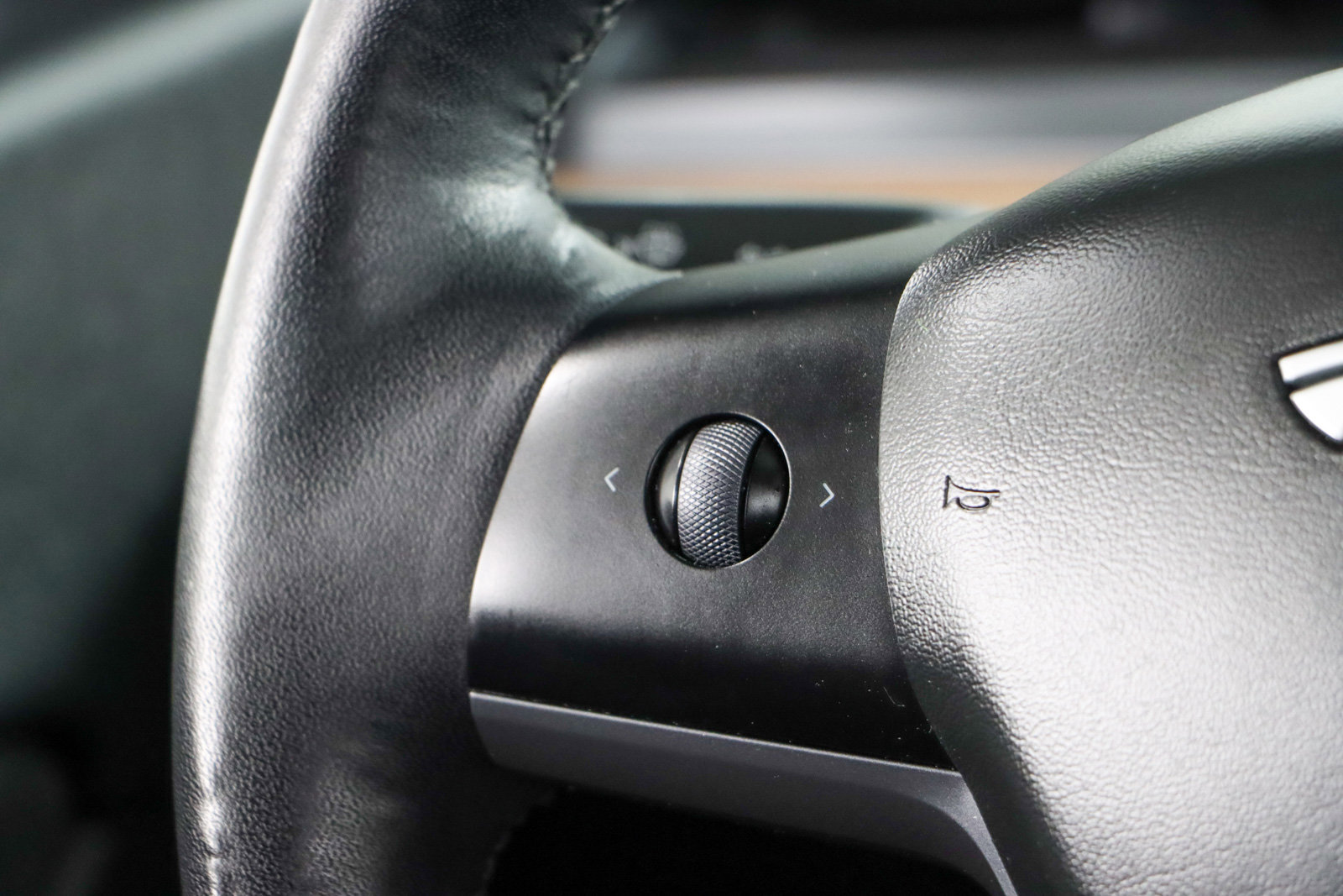 Used 2021 Tesla Model Y Long Range image 13