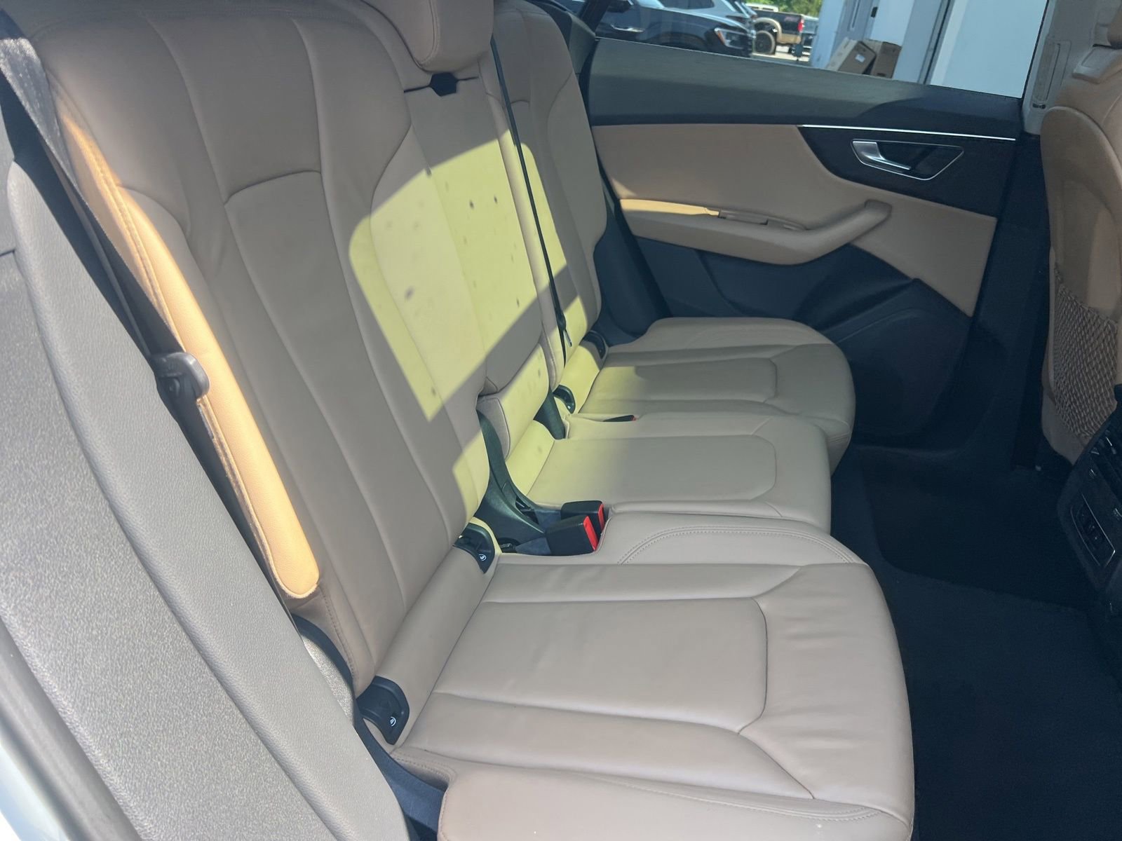 Used 2021 Audi Q8 Premium w/ Black Optic Package AWD/4WD image 40