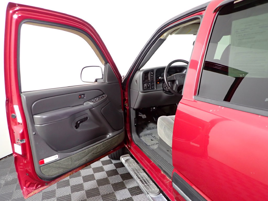 Used 2005 Chevrolet Silverado 1500 4x4 Crew Cab image 15