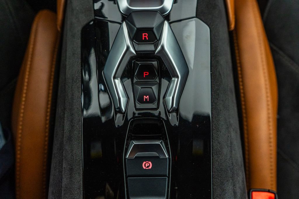 Used 2023 Lamborghini Huracan Tecnica image 23