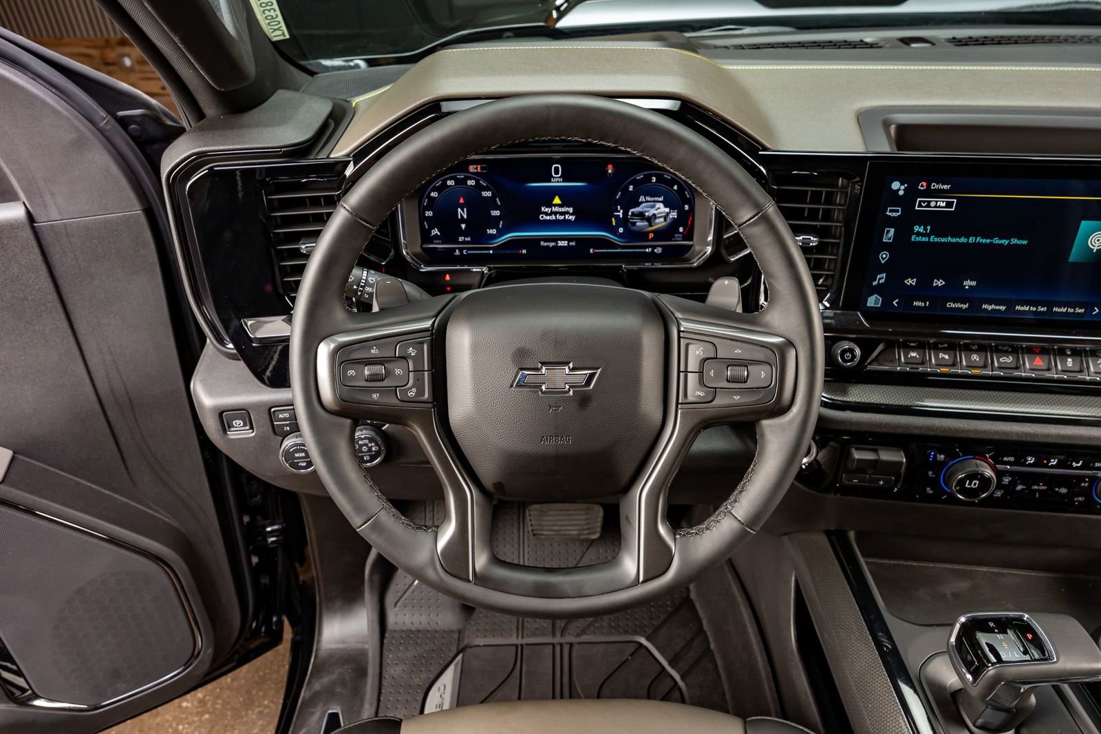 Used 2025 Chevrolet Silverado 1500 ZR2 image 19