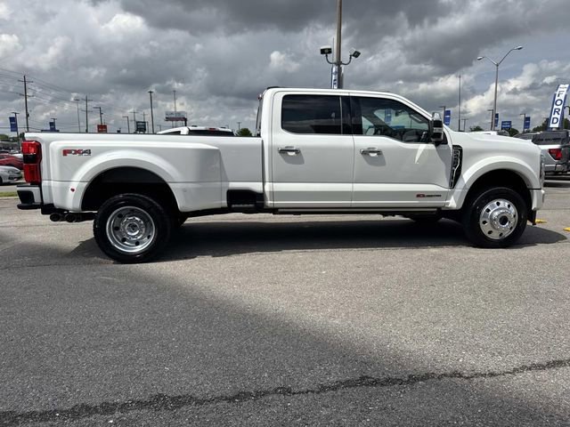 Used 2024 Ford F450 Platinum w/ FX4 Off-Road Package image 4