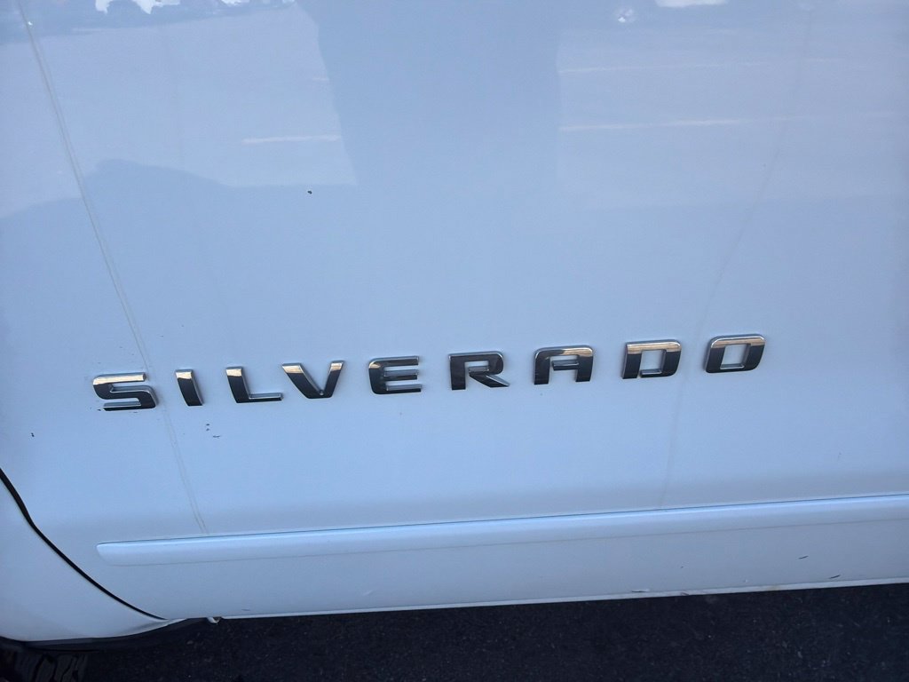 Used 2017 Chevrolet Silverado 1500 LT w/ All Star Edition AWD/4WD image 12