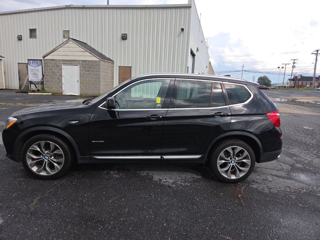 Used 2017 BMW X3 sDrive28i RWD image 5