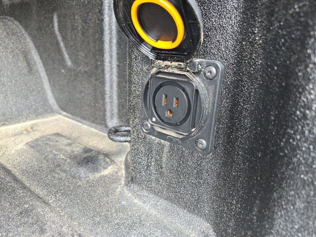 Used 2024 Chevrolet Silverado 1500 LTZ w/ LTZ Convenience Package II image 8